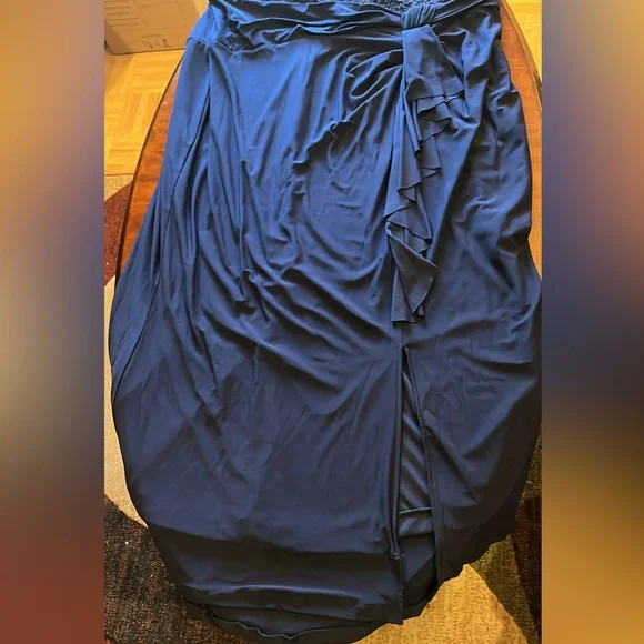 Marina evening formal dress. Cascade ruffle, lace sparkle bodice. Navy blue. 22 - Picture 15 of 16